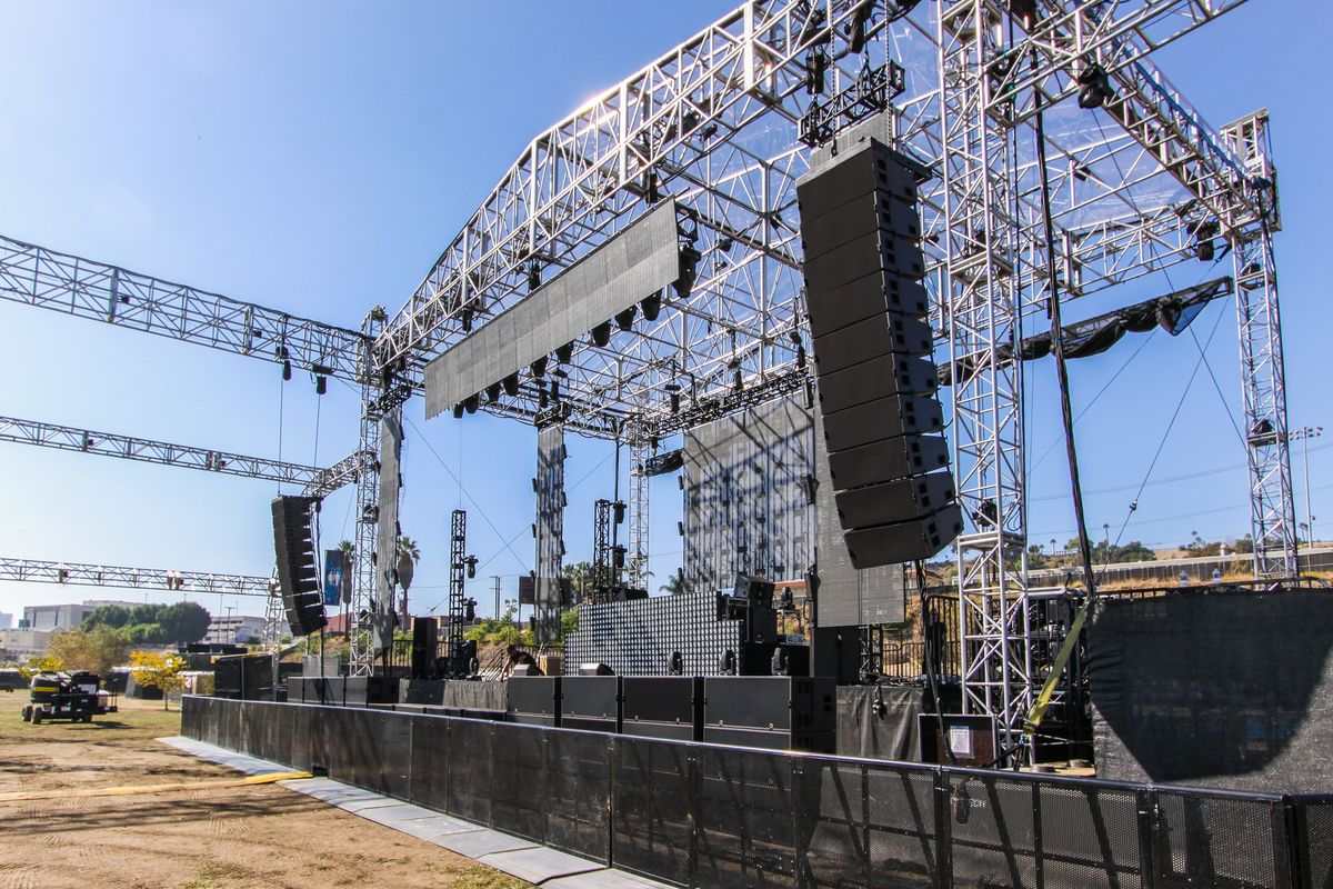 Aluminum Mojo Barrier Corner